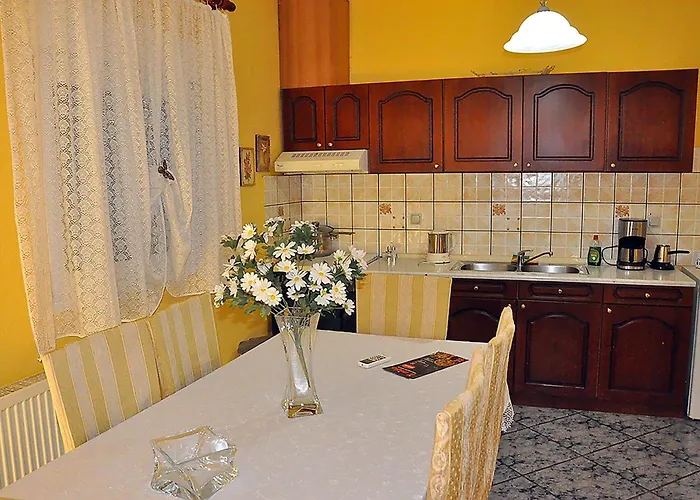 κωστασ μουστακλησ Apartamento *